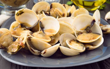 WHOLE CLAMS 900g