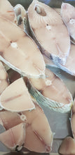 * "White mussel cracker" SLICES 1KG