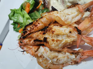 BUTTERFLIED WHITE TIGER PRAWNS 700g HEAD ON 26/30